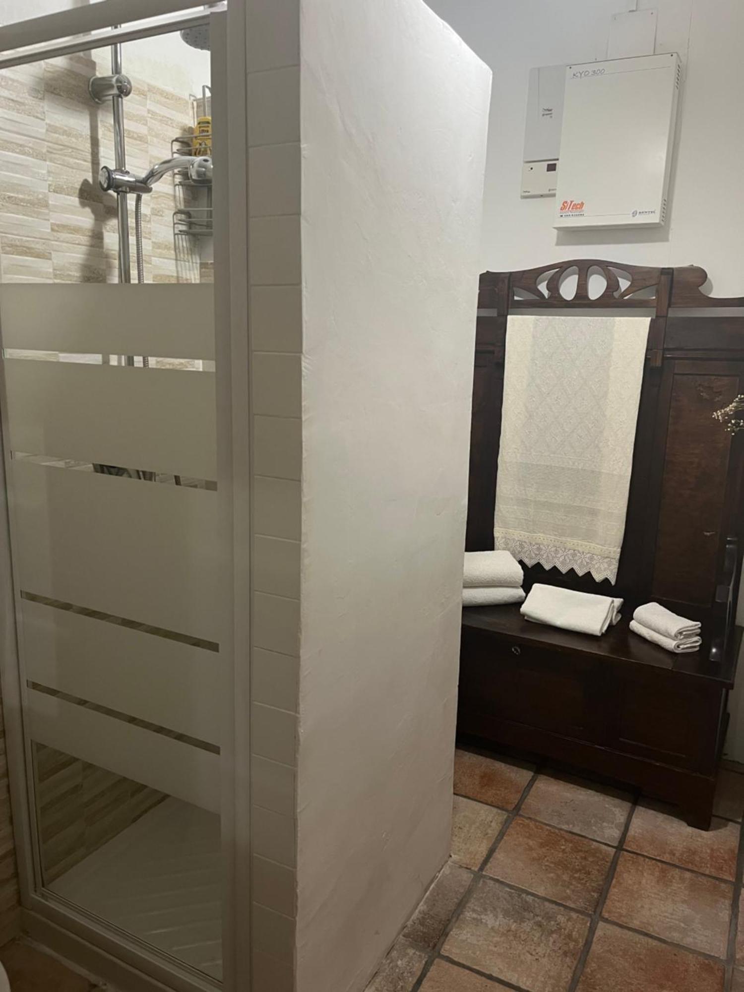 Sinilu B&B Silvi Paese Exterior foto